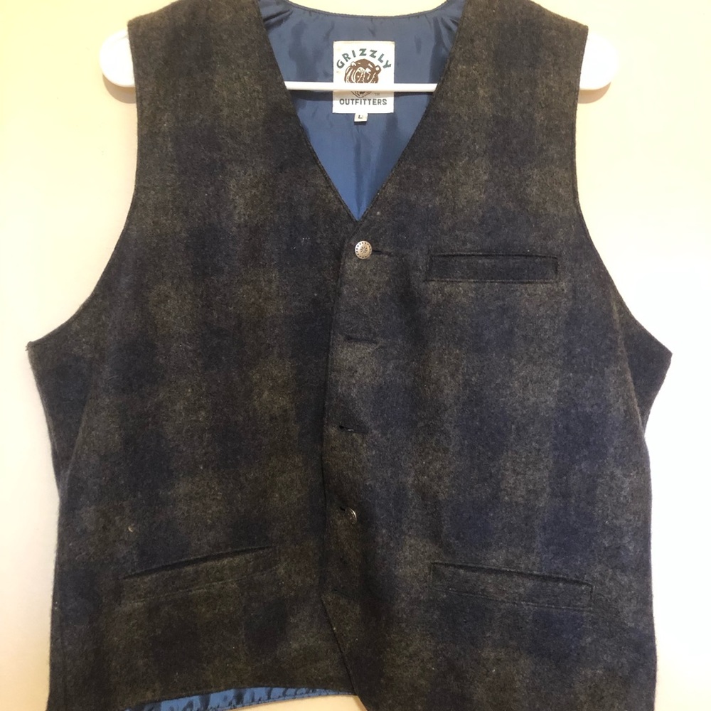 Grizzly outfitters vest L